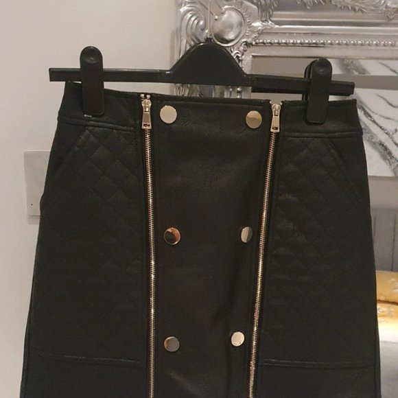 River Island Black Faux Leather skirt brand new Size 10 - Picture 1 of 8